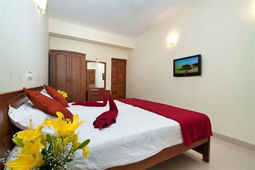 Sea Mist Resort Кандолим Экстерьер фото